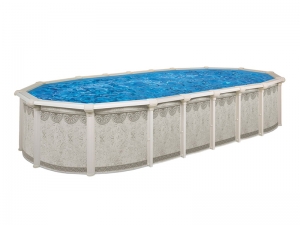 Морозоустойчивый бассейн HARTLEY овальной формы.